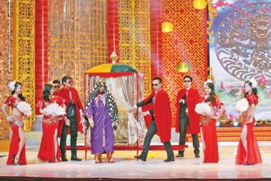 Gặp nhau cuối năm vì sao bị soi?